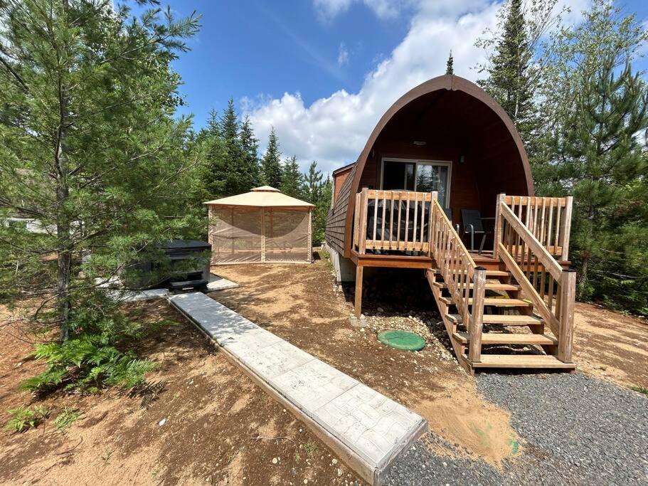 Chalet Alice A Louer Avec Spa Mauricie Saint-Alexis-des-Monts Bagian luar foto